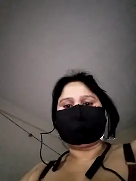 Snapshot of Tishani chatting on 01.16.26 Tishani online show from 01.16.26