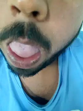 Snapshot of your_fuck_boy_00 chatting on 02.28.25 your fuck boy 00 online show from 02.28.25