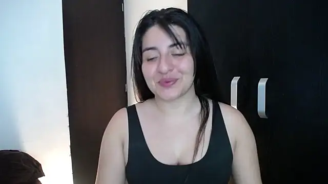 Snapshot of moritalatina chatting on 03.07.25 moritalatina online show from 03.07.25