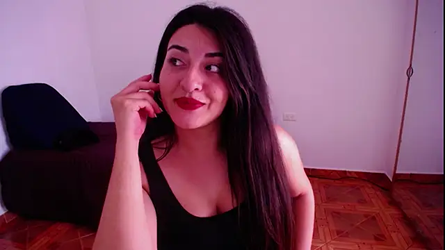 Snapshot of moritalatina chatting on 11.09.25 moritalatina online show from 11.09.25