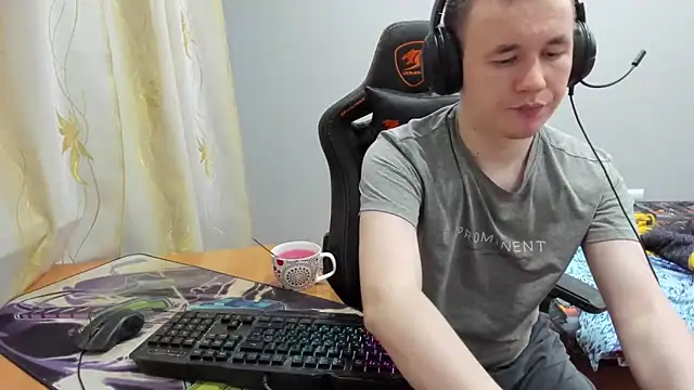 iliaskrislove online show from 10.15.25