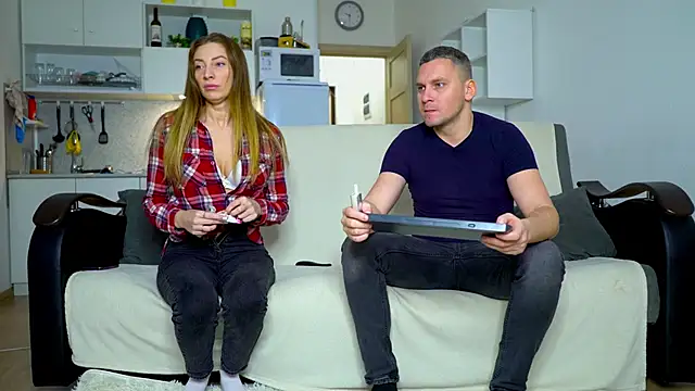 littlesweettifany online show from 11.29.25