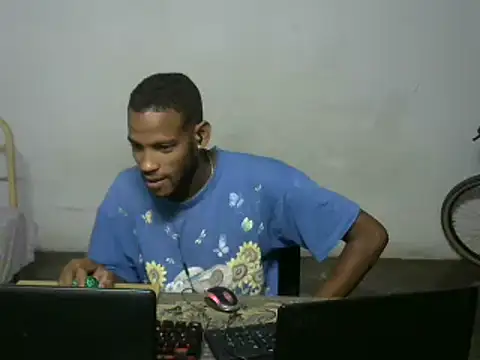 Snapshot of michel_sc chatting on 11.02.25 michel sc online show from 11.02.25