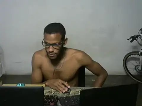 Snapshot of michel_sc chatting on 11.13.25 michel sc online show from 11.13.25