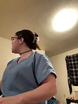 FreakNastyLacie online show from 01.24.25