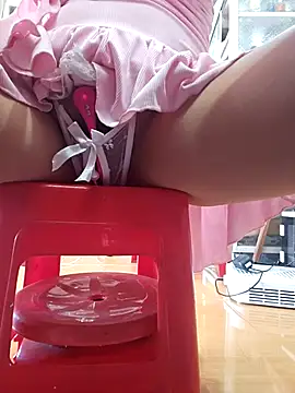 Yummy Girl0 online show from 03.04.25