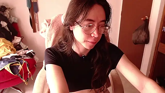 emily pearl  online show from 10.27.25