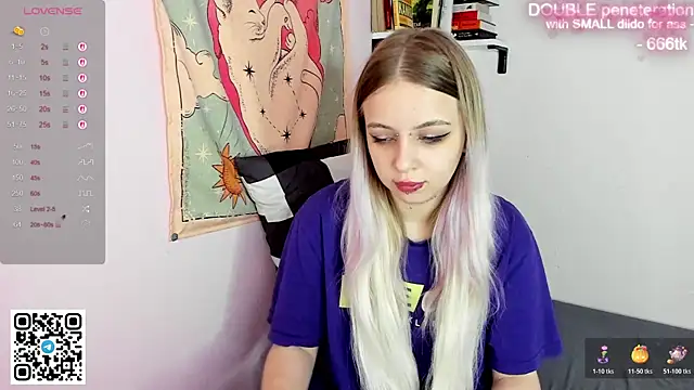 Alice Halle online show from 12.17.25