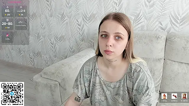 Snapshot of Alice_Halle chatting on 06.06.26 Alice Halle online show from 06.06.26