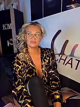 SpicyVicky online show from 09.26.25