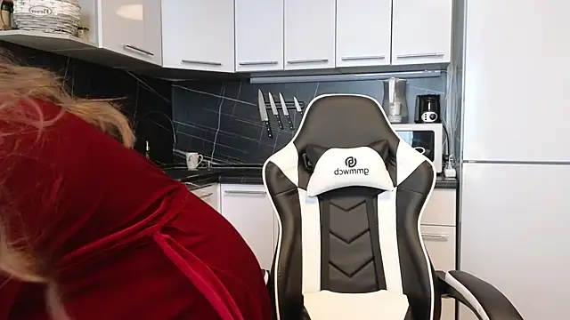 Strip-Lady online show from 01.31.25