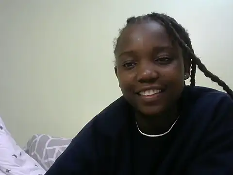 Snapshot of Latiffagodess chatting on 01.16.25 Latiffagodess online show from 01.16.25