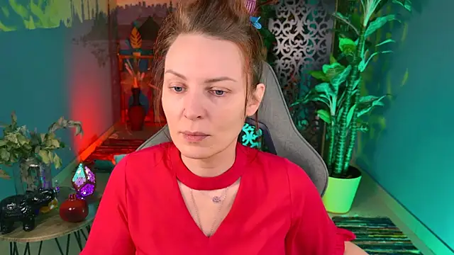 VandaRossi online show from 11.14.25