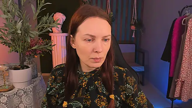 VandaRossi online show from 11.22.25