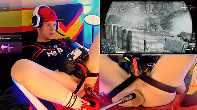 Snapshot of Fuc71 chatting on 10.23.25 Fuc71 online show from 10.23.25