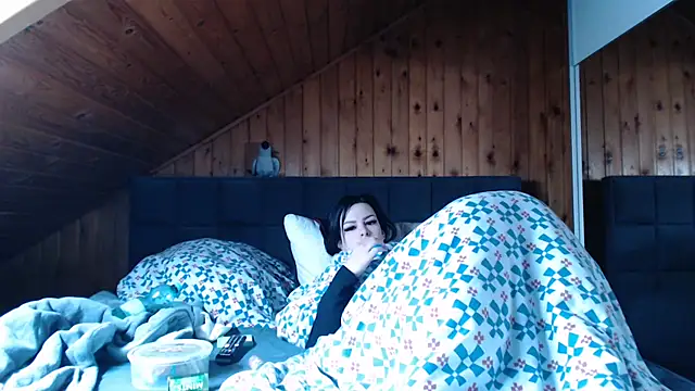 Snapshot of BoeseMoni1998 chatting on 10.05.25 BoeseMoni1998 online show from 10.05.25