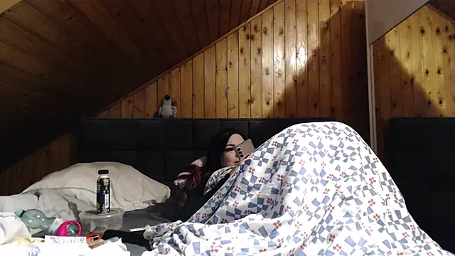 Snapshot of BoeseMoni1998 chatting on 10.26.25 BoeseMoni1998 online show from 10.26.25