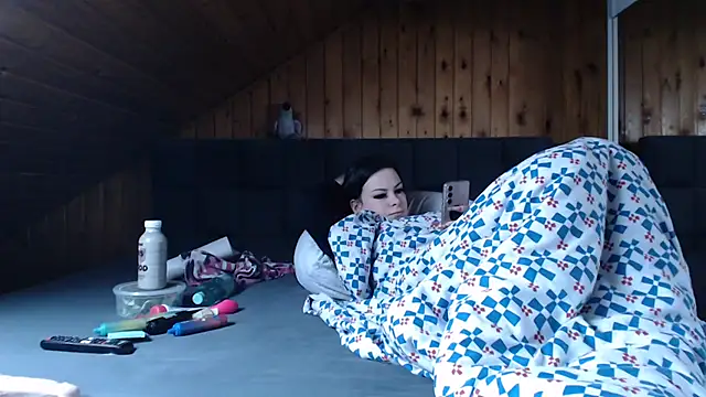 Snapshot of BoeseMoni1998 chatting on 11.01.25 BoeseMoni1998 online show from 11.01.25