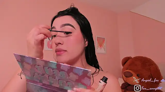 angeel fox online show from 10.28.25