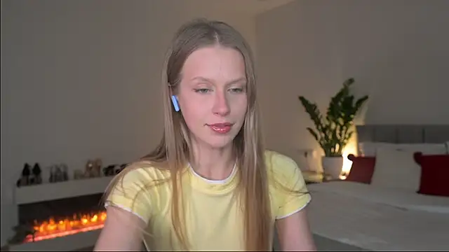 ella twinkl online show from 04.25.26