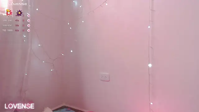 PamelaDoouce online show from 01.20.25