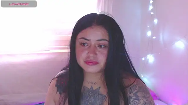 PamelaDoouce online show from 03.17.25