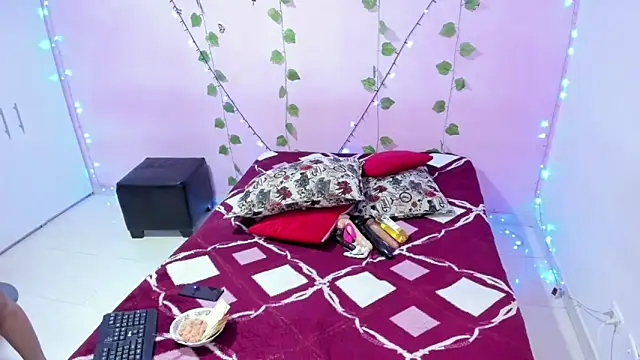 Snapshot of ambersmitx chatting on 01.09.25 ambersmitx online show from 01.09.25