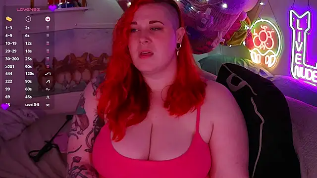 Snapshot of opalreigning chatting on 07.19.26 opalreigning online show from 07.19.26