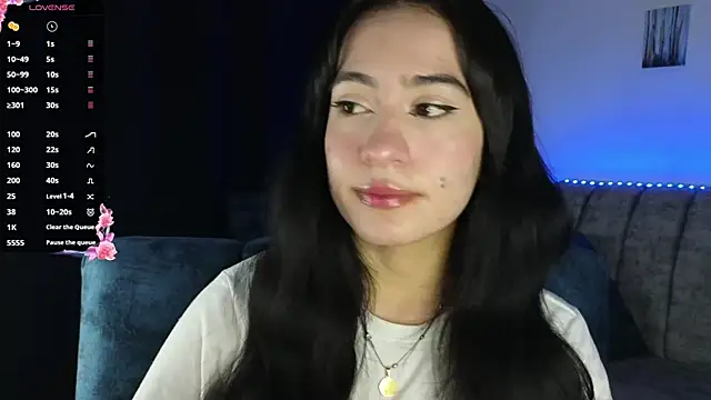 ZaraDames  online show from 11.23.25