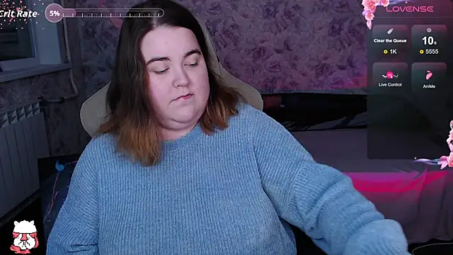 Estelle Hicks online show from 10.06.25