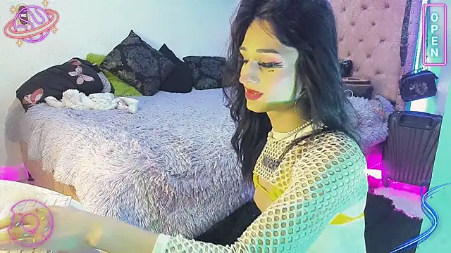 Snapshot of LittleEmmaa chatting on 01.20.25 LittleEmmaa online show from 01.20.25