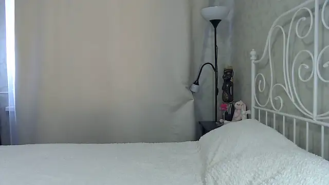 ShyEvaa online show from 01.19.25