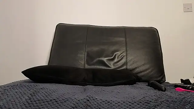 AmaliaMarkova  online show from 10.12.25