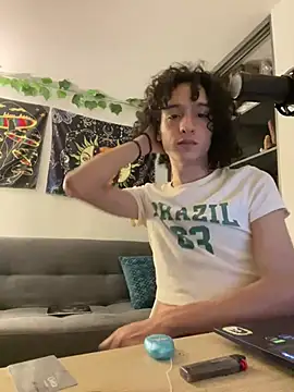 Danni boy online show from 12.24.24