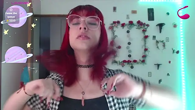 Snapshot of _GalyaX_ chatting on 10.20.25 GalyaX online show from 10.20.25