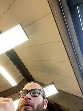 Snapshot of 0maxx00 chatting on 01.07.25 0maxx00 online show from 01.07.25