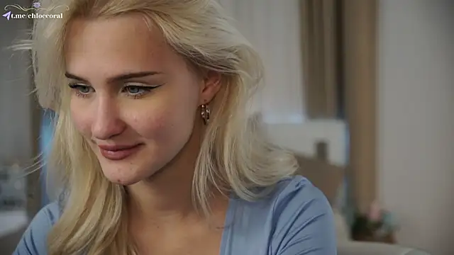 Snapshot of ChloeCoral chatting on 12.01.24 ChloeCoral online show from 12.01.24