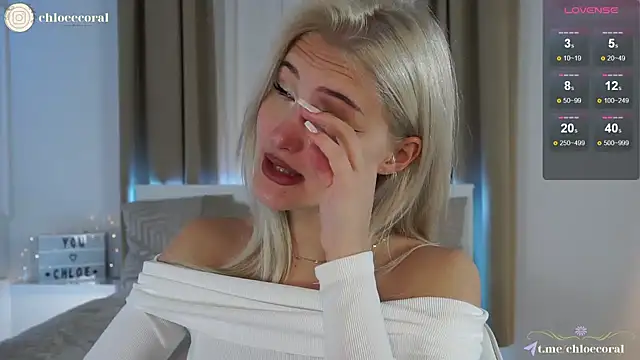 Snapshot of ChloeCoral chatting on 01.19.25 ChloeCoral online show from 01.19.25