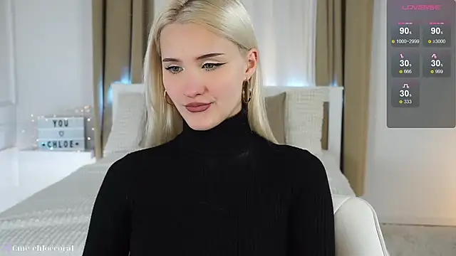 Snapshot of ChloeCoral chatting on 02.17.25 ChloeCoral online show from 02.17.25