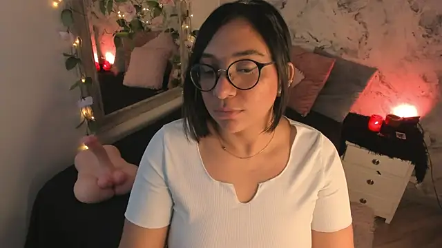 Bella desi  online show from 04.12.26