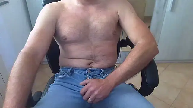 Snapshot of cocco1980xxxx chatting on 05.19.26 cocco1980xxxx online show from 05.19.26