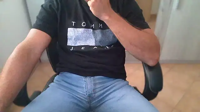 Snapshot of cocco1980xxxx chatting on 06.08.26 cocco1980xxxx online show from 06.08.26