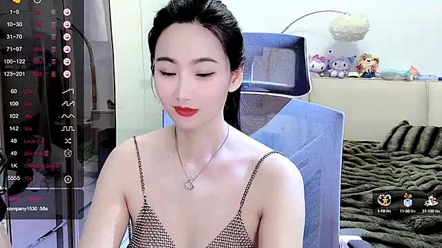 Snapshot of FeiFei-babe chatting on 02.15.25 FeiFei-babe online show from 02.15.25