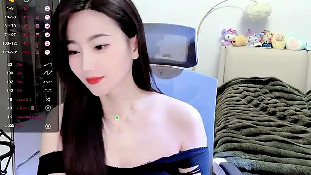 Snapshot of FeiFei-babe chatting on 03.01.25 FeiFei-babe online show from 03.01.25