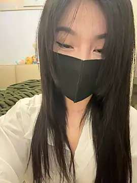 Snapshot of FeiFei-babe chatting on 03.03.25 FeiFei-babe online show from 03.03.25