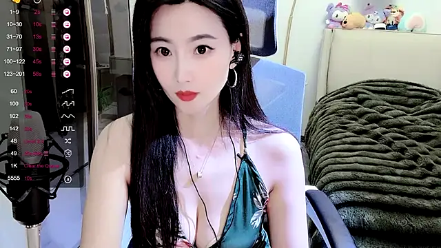 Snapshot of FeiFei-babe chatting on 03.11.25 FeiFei-babe online show from 03.11.25