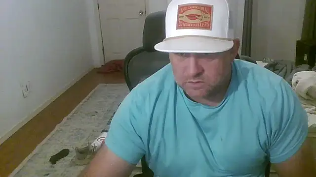 Snapshot of poundyouout69 chatting on 02.03.25 poundyouout69 online show from 02.03.25