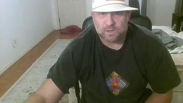 Snapshot of poundyouout69 chatting on 02.15.25 poundyouout69 online show from 02.15.25