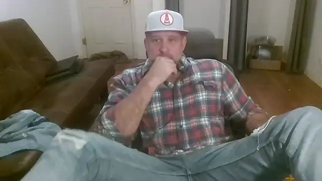 Snapshot of poundyouout69 chatting on 02.03.26 poundyouout69 online show from 02.03.26