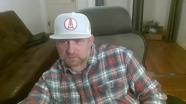 Snapshot of poundyouout69 chatting on 02.05.26 poundyouout69 online show from 02.05.26